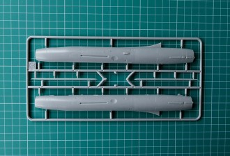 Scale model  S-22I(Su-7IG) variable wing geometry